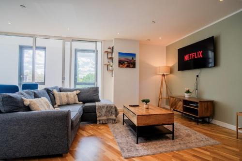 Prince's Apartment | Elegant Westminster 2BR Apartment Near Big Ben