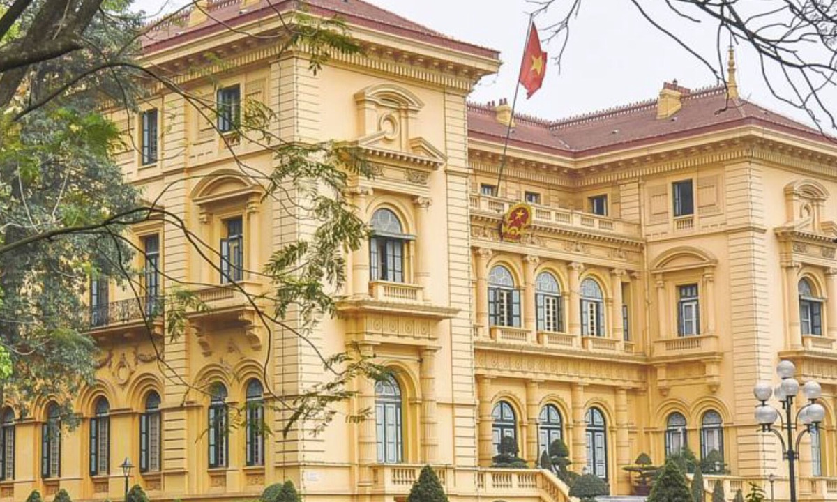 Ngoc Ha House | Entire TU House Homestay with 7 Bedrooms fits up to 20 guests