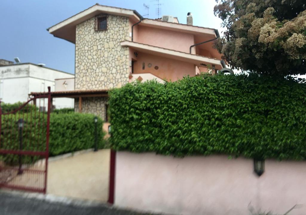 Monte Compatri Apartment | Enza-home-in-ROMA