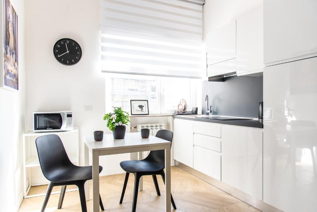 EUR Apartment | Eur appartamento vista lago Fattori
