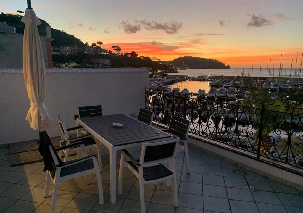 Casamicciola Terme Apartment | Exclusive apartment Piccola Marina