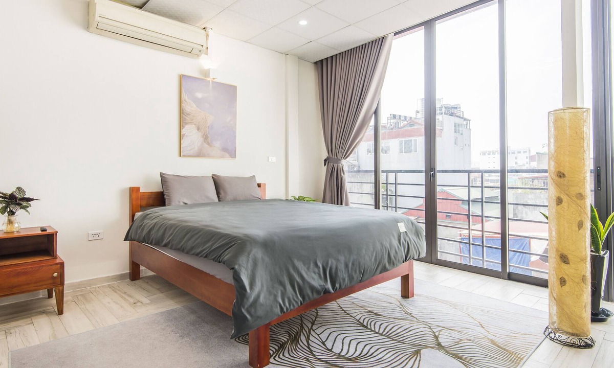 Hang Buom House | ⭐️Fancy Homestay★Old Quarter★Jacuzzi/River View⭐️