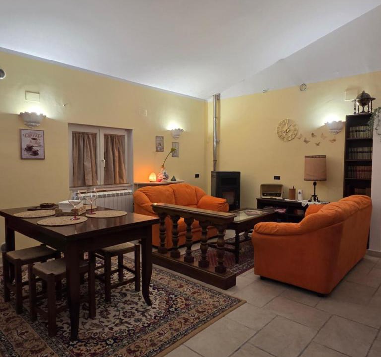 Roccasecca Apartment | Farfalle in fiore Guesthouse