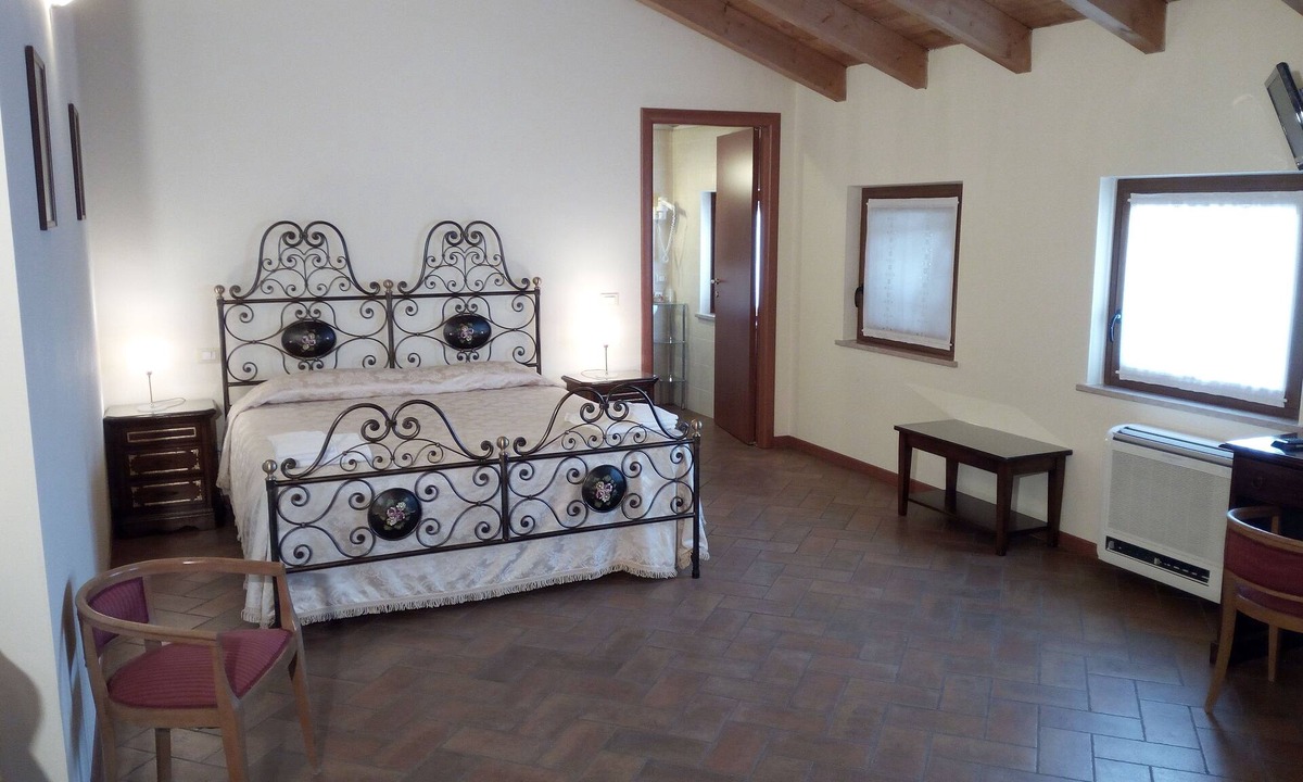 San Martino Buon Albergo Other | Farm BB Mambrotta - Fornasa