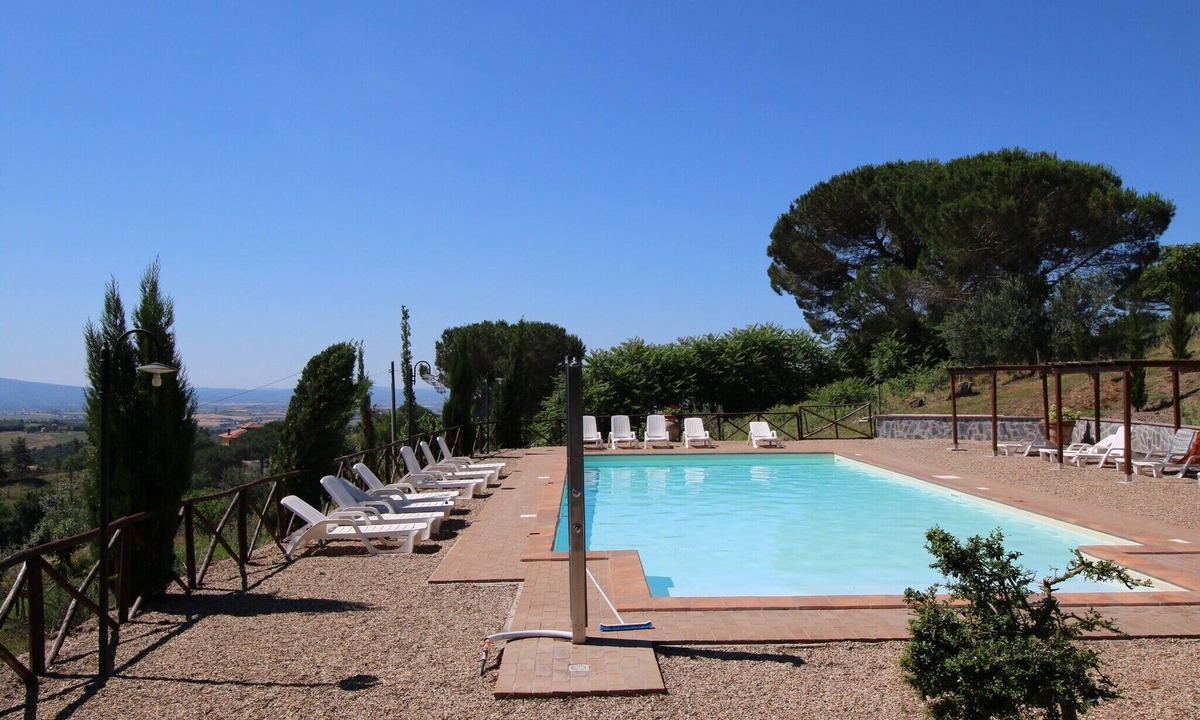 Montefiascone House | Farmhouse in Lazio with Lake Bolsena Views