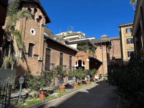 Quartiere III Pinciano Apartment | Femi Castle