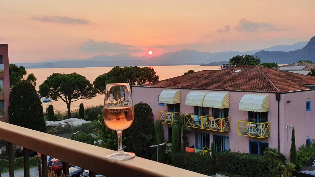 Bardolino Apartment | Ferienwohnung mit Seeblick & privatem Strand