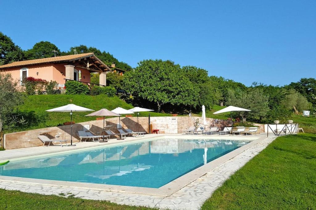 Bolsena Apartment | Flat in Bolsena with heating