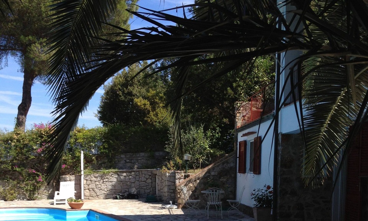 Bagno-Sprizze Apartment | Flat in private Villa with seaview and swimmingpool