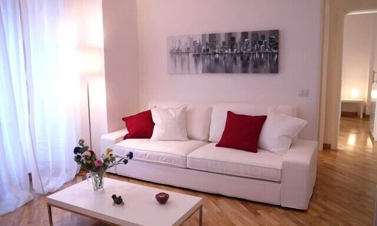 Rione II Trevi Apartment | Fontana di Trevi and Spanish Steps. Modern and elegant