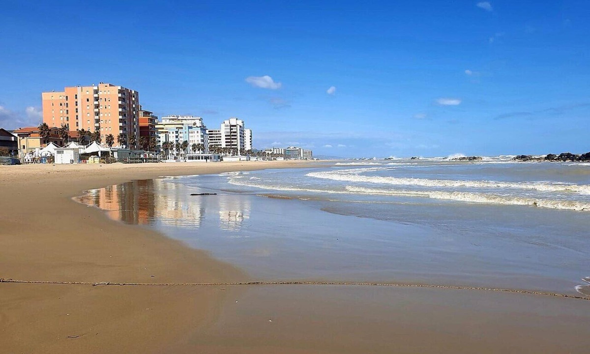 Montesilvano House | FRAC PALACE 50 meters from the Sea Apartment of 150 sqm brand new