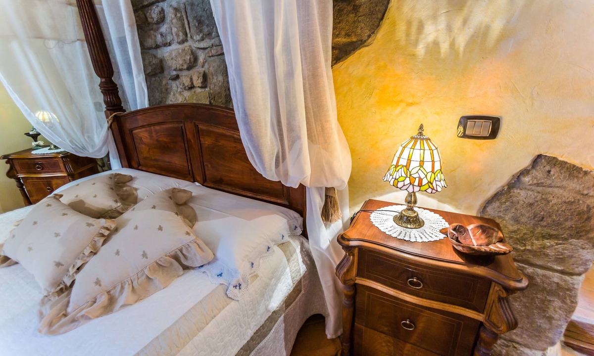 Viterbo Apartment | FRANTORO - CHARACTERISTIC ONE-ROOM APARTMENT tourist lease CIN :IT056059C2A8QD4IBW