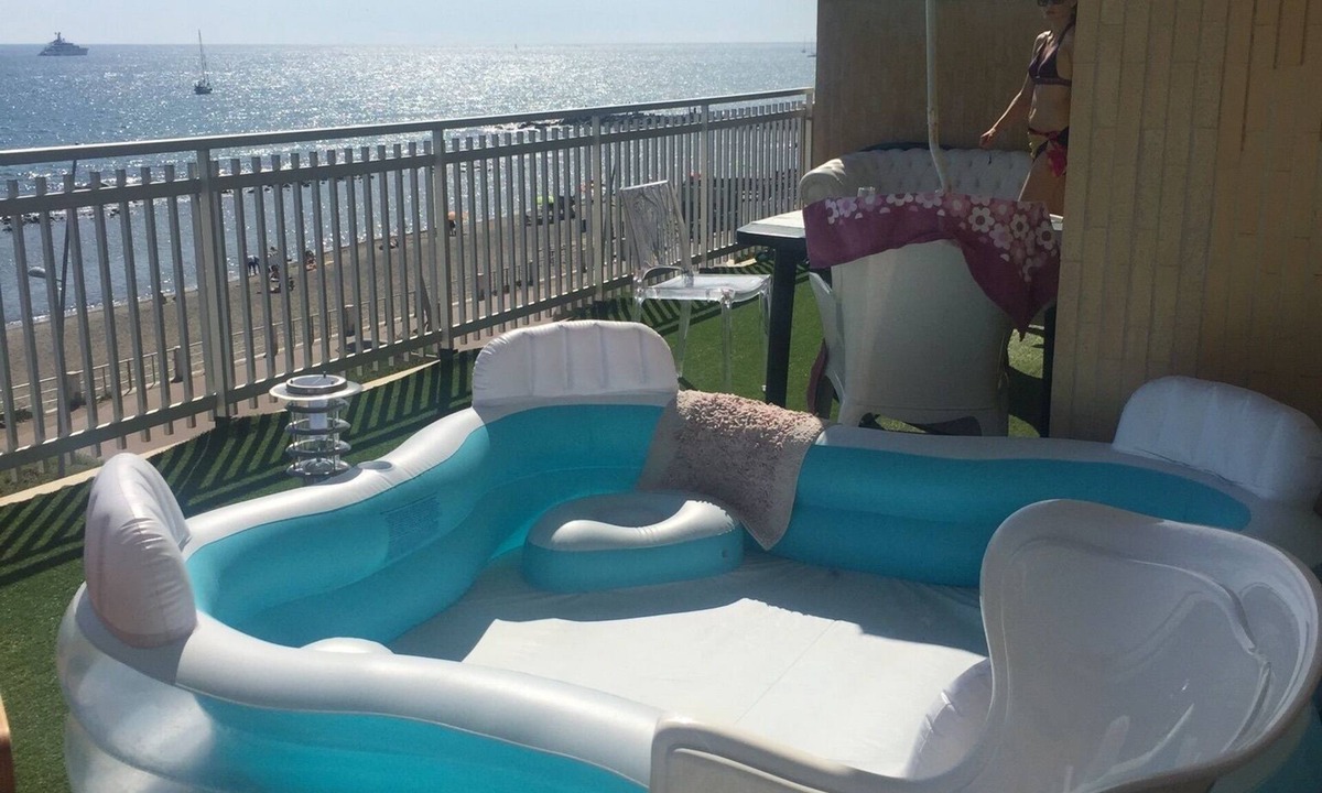 Quartiere XXXIII Lido di Ostia Ponente Apartment | FRONT SEA LAST FLOOR