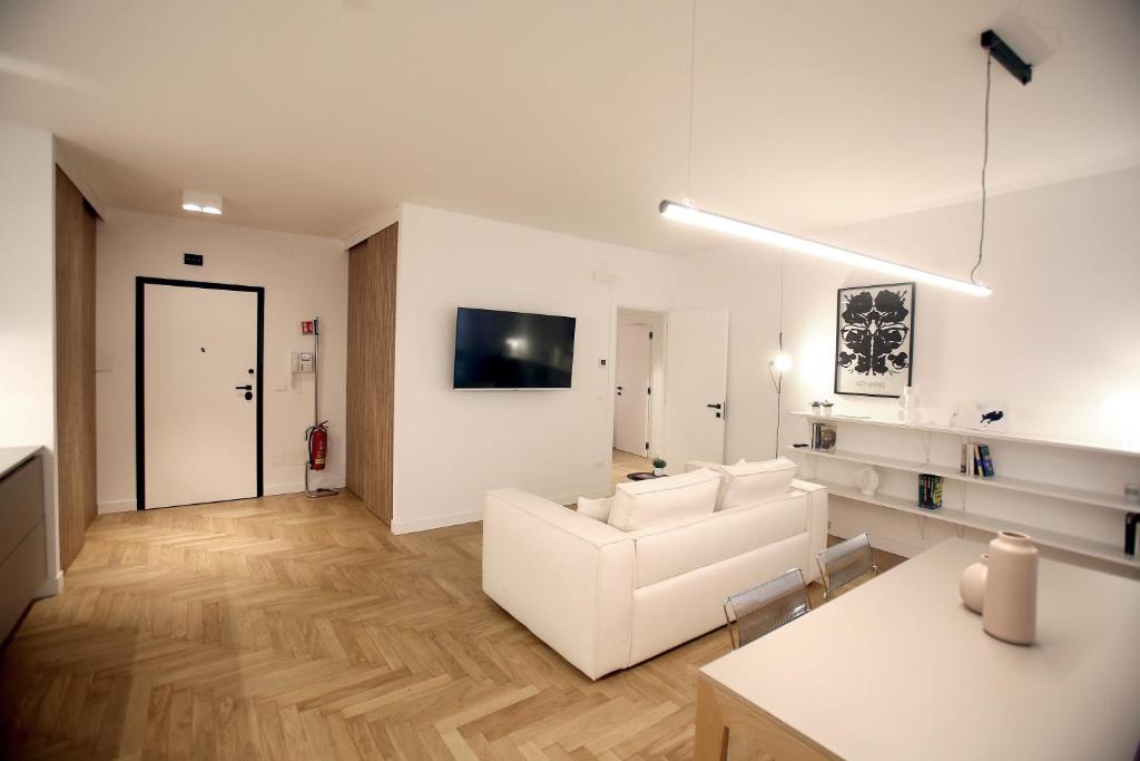 Foggia Apartment | Garibaldi living