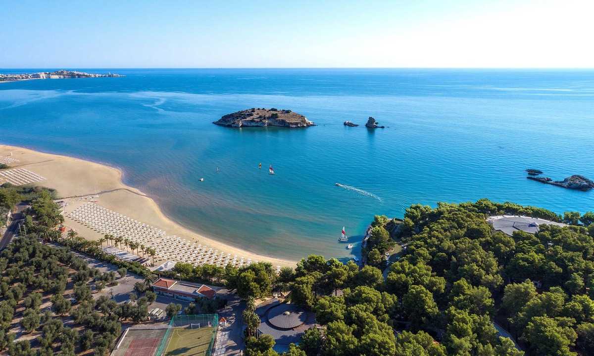 Vieste Hotel | Gattarella Family Resort - Self-catering accommodations in the pinewood
