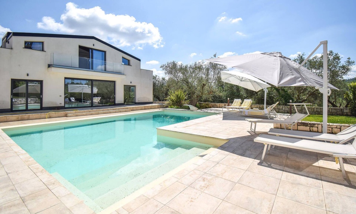 Caiazzo House | Gorgeous home in Caiazzo