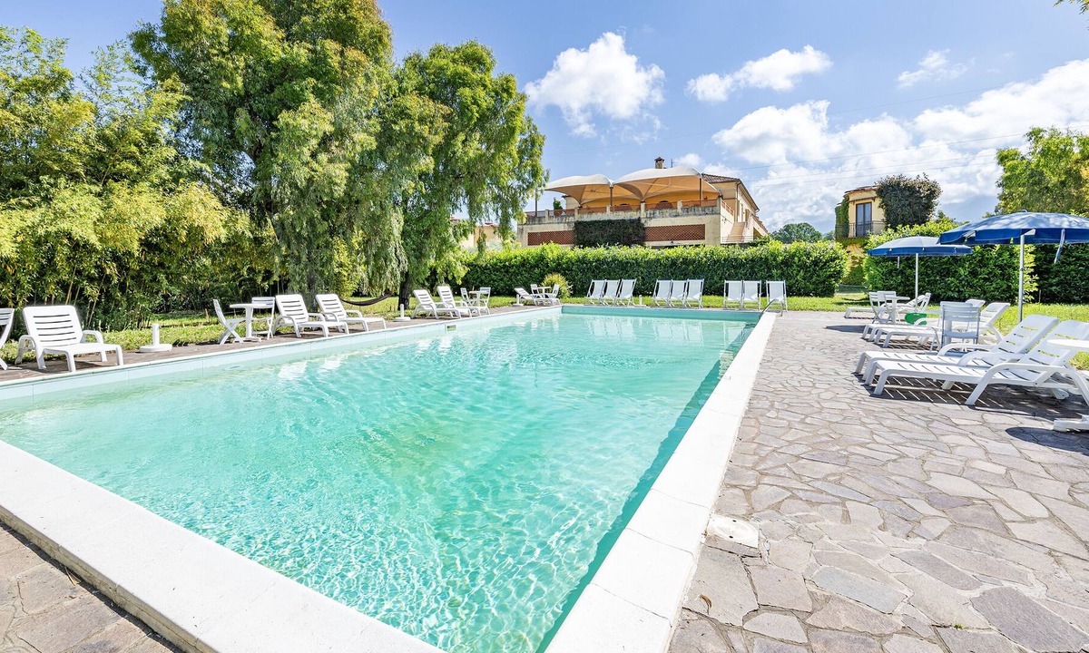 Ceraso Apartment | Granaio Biada In Fattoria Con Piscina, Ceraso, Italy