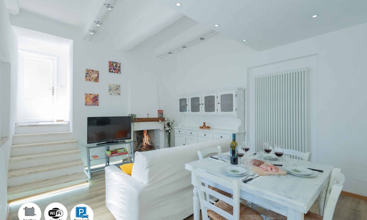 San Lorenzo a Merse Apartment | Great apartment for Valentine's Day, near petriolo spa
