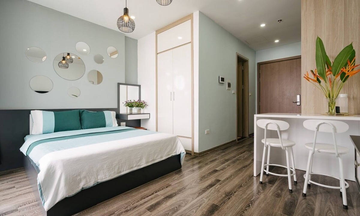 Tu Liem Apartment | Green Bay Hanoi Superior Studio♥Lake view-King Bed