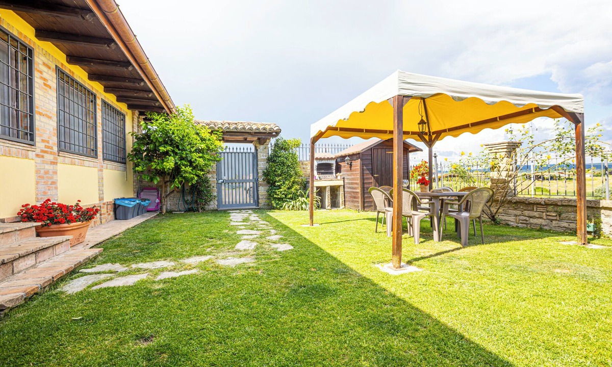 Lake Bracciano Villa | Green View Anguillara self check in villa