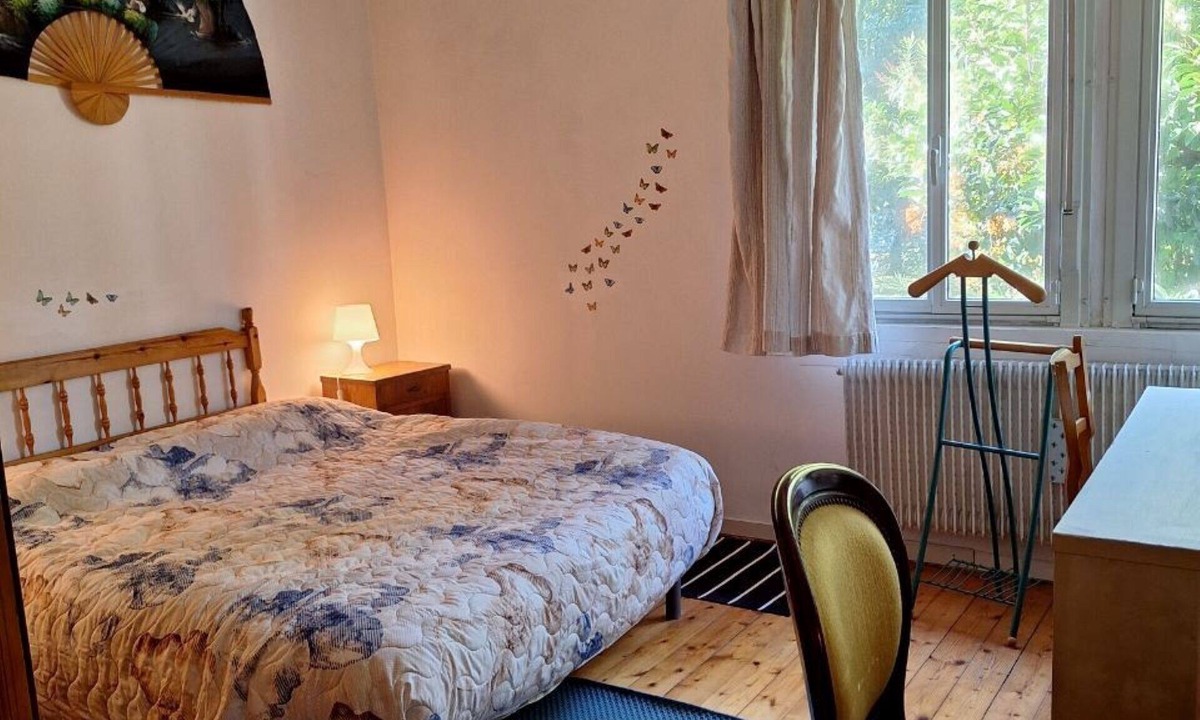 Nogare House | Greenfields nestled in quiet greenery just minutes from the city