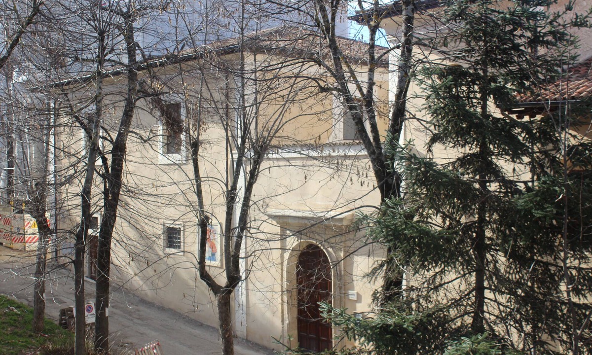 L'Aquila Apartment | Guest House "La Casa del Mandatario" Int. 1