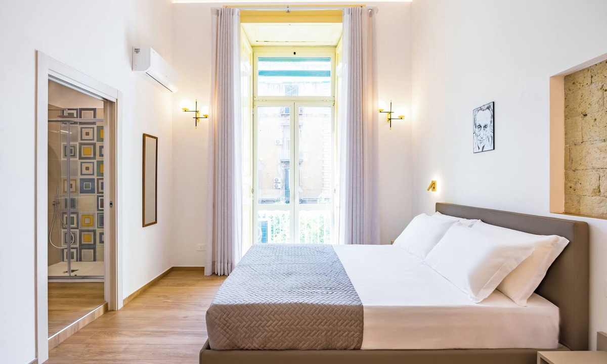 Rione Sanita Apartment | Guest Rooms Bellini - Eduardo De Filippo - Stu.