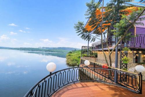 Bao Lam Hotel | Hồ Mây Homestay