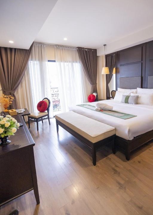 Hang Buom Hotel | Hanoi Center Silk Charming Hotel & Travel