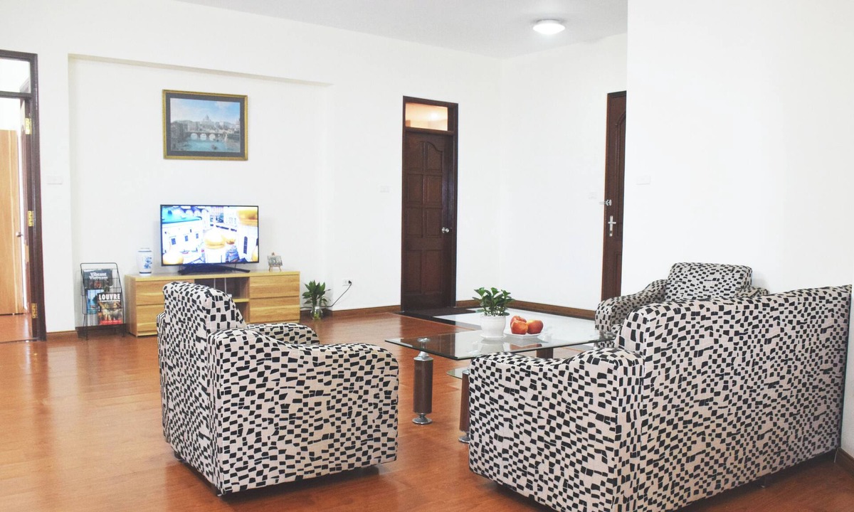 Trung Hoa Nhan Chinh Apartment | Hanoi Dream Apartment with 3 bedrooms