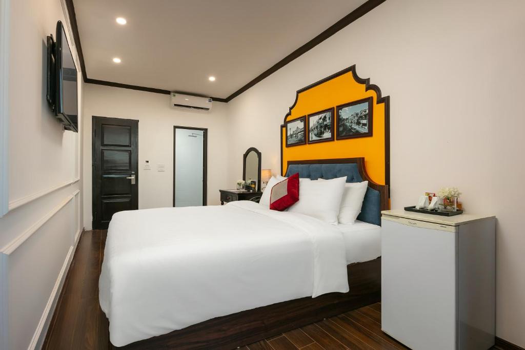Hang Dao Hotel | Hanoi Silk Crown Boutique Hotel & Spa