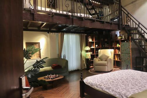 Hang Buom Apartment | Heart of Quarter Antique Balcony Rice Market