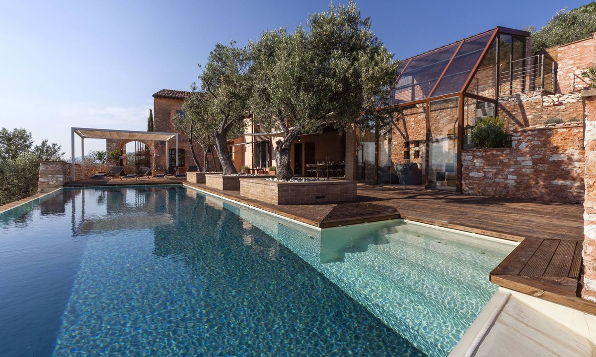Bovara Villa | Historic country villa, contemporary interiors. Infinity pool. Air conditioning