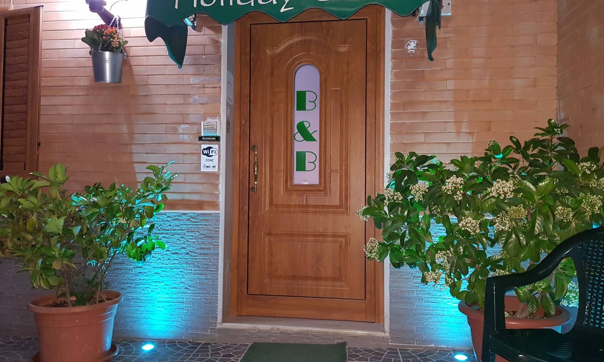 Vico del Gargano Bed & Breakfast | Holiday Bed & Breakfast Vico del Gargano