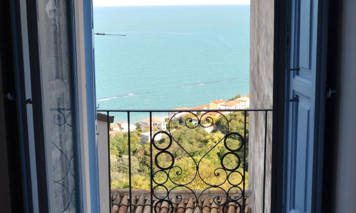 San Vito Chietino House | Holiday house San Vito Chietino for 1 - 5 persons with 2 bedrooms - Twin house