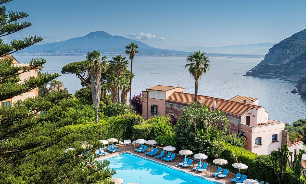 Vico Equense Hotel | Hotel Aequa