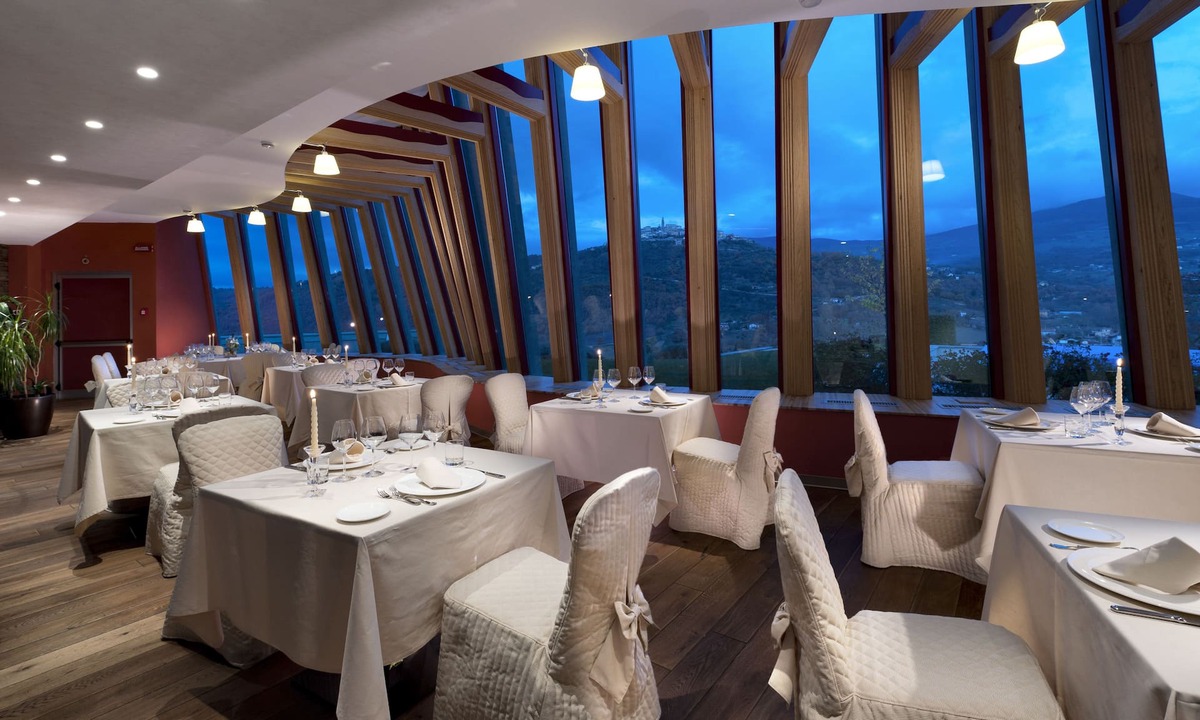 Picerno Hotel | Hotel Bouganville