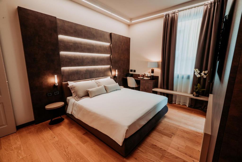 Moglia Hotel | Hotel De Amicis