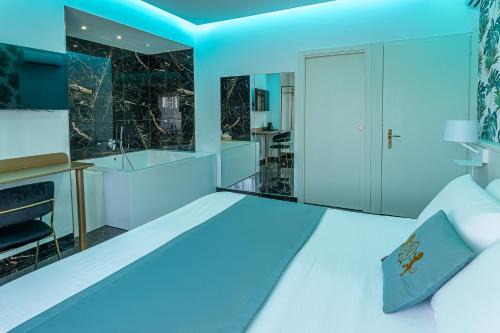 Aversa Hotel | Hotel Max