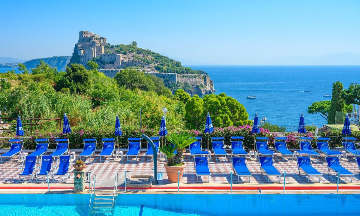 Ischia Ponte Hotel | Hotel Parco Cartaromana