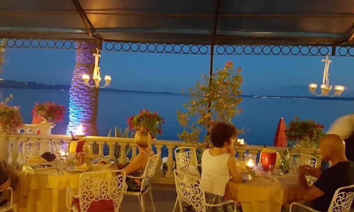 Bolsena Hotel | Hotel Royal