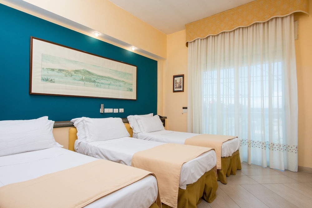 Fuorigrotta Hotel | Hotel San Paolo