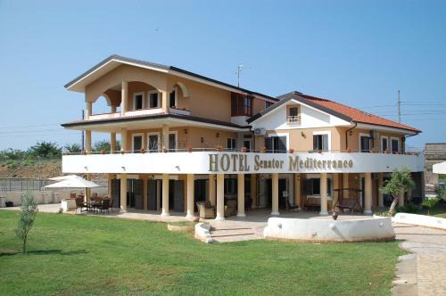 Tortora Marina Hotel | Hotel Villa Senator Mediterraneo