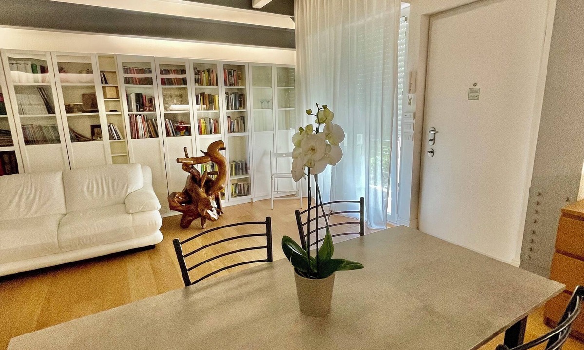 Porto Sant'Elpidio Apartment | House Juliet-in center sea view - umbrella and 2 sunbeds included