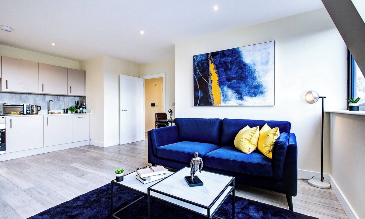 Cheam Apartment | Hybrid Resi - Sutton | 2 Bed Apartment