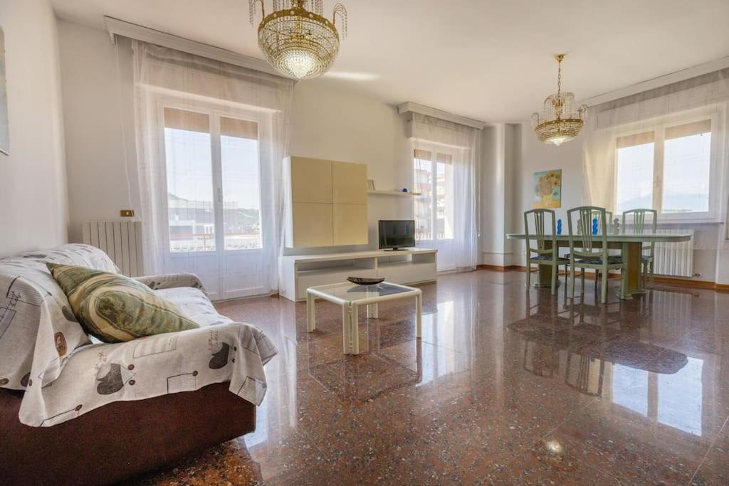 Centobuchi Apartment | Il Branco de Il Lupo e La Volpe
