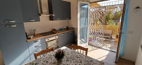 Quartiere XXVII Primavalle Apartment | Il giardino dell'Eden 10 - Alloggio Turistico