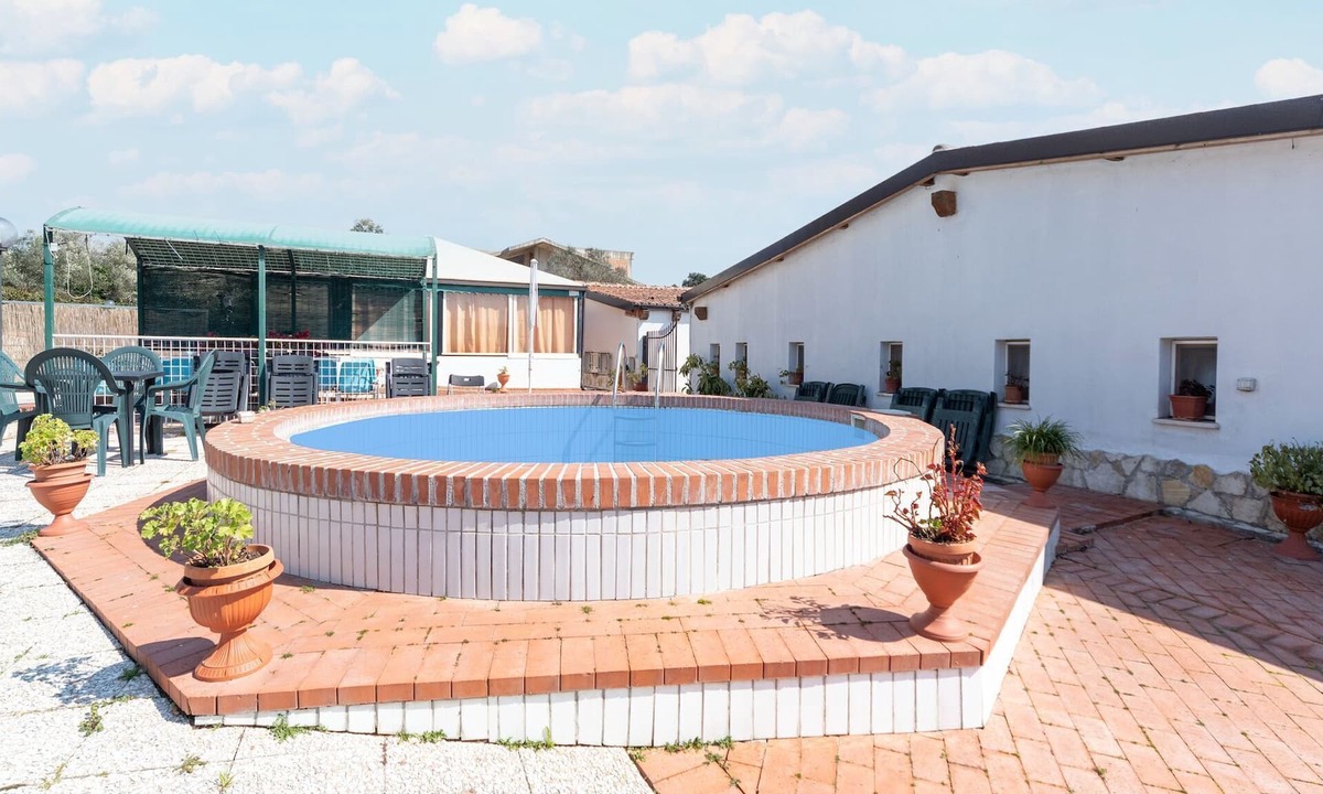 Priverno House | Inviting holiday home in Priverno with terrace