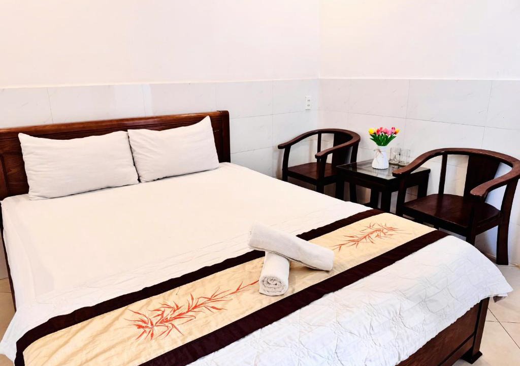 District 12 Hotel | Khách Sạn Thúy An