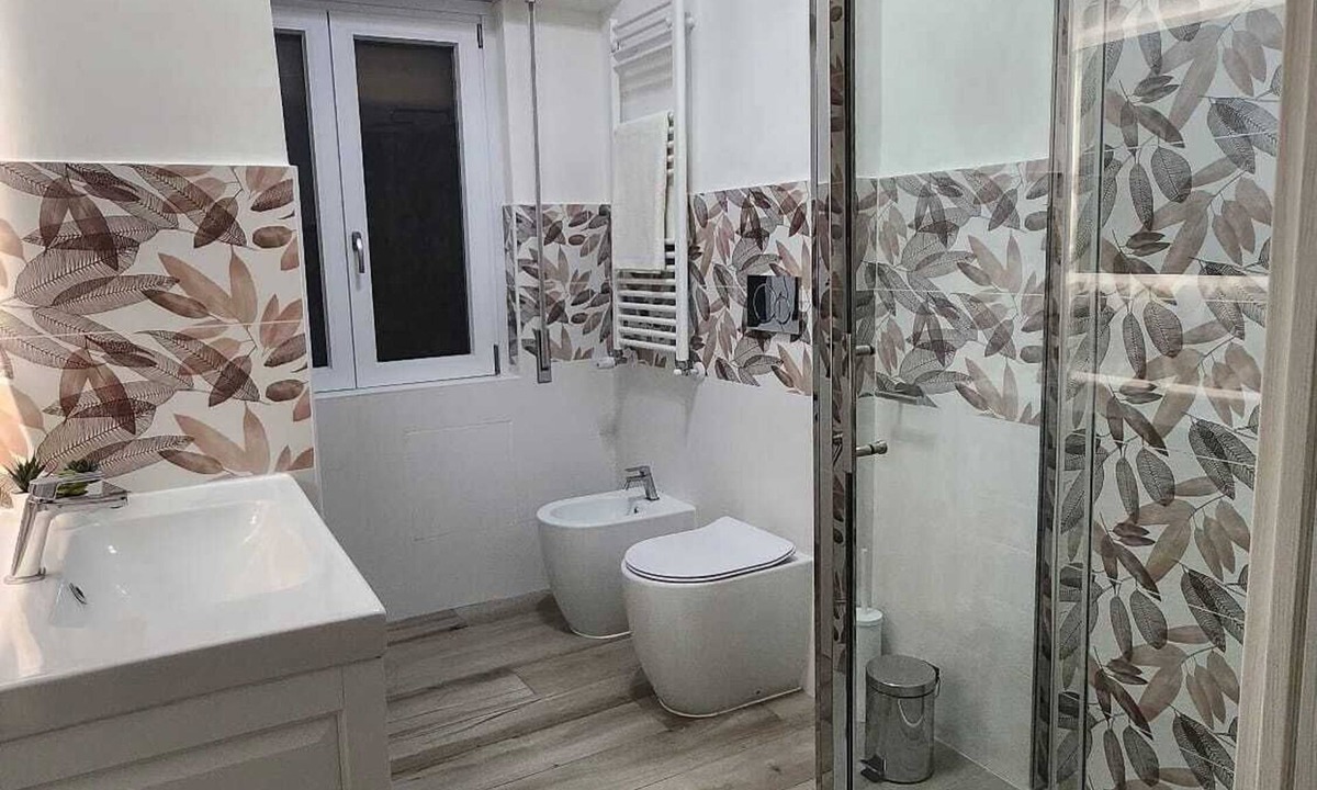 Quartiere XXII Collatino Apartment | L'Impero dei fiori Holiday home Rome